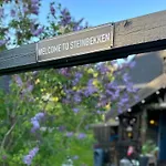 Stabbur Steinbekken, Back To Basic Primitive Overnight, No Shower, Shared Toilet Eidsvoll