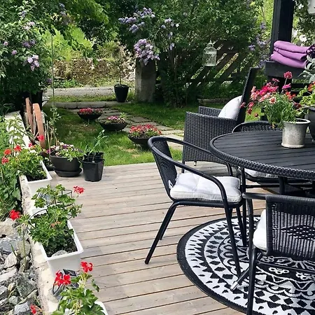 Кемпинг Stabbur Steinbekken, Back To Basic Primitive Overnight, No Shower, Shared Toilet *