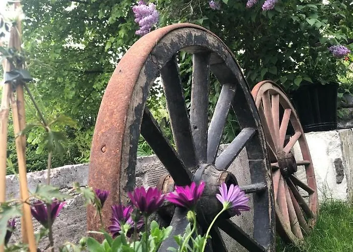 Stabbur Steinbekken, Back To Basic Primitive Overnight, No Shower, Shared Toilet Кемпинг