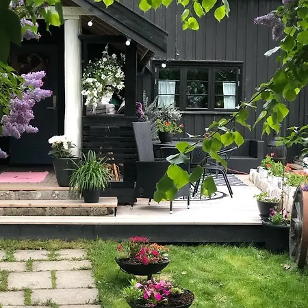 Stabbur Steinbekken, Back To Basic Primitive Overnight, No Shower, Shared Toilet אתר קמפינג *