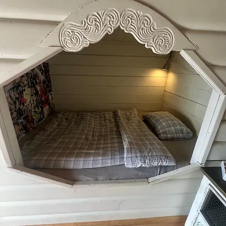 Stabbur Steinbekken, Back To Basic Primitive Overnight, No Shower, Shared Toilet אתר קמפינג *